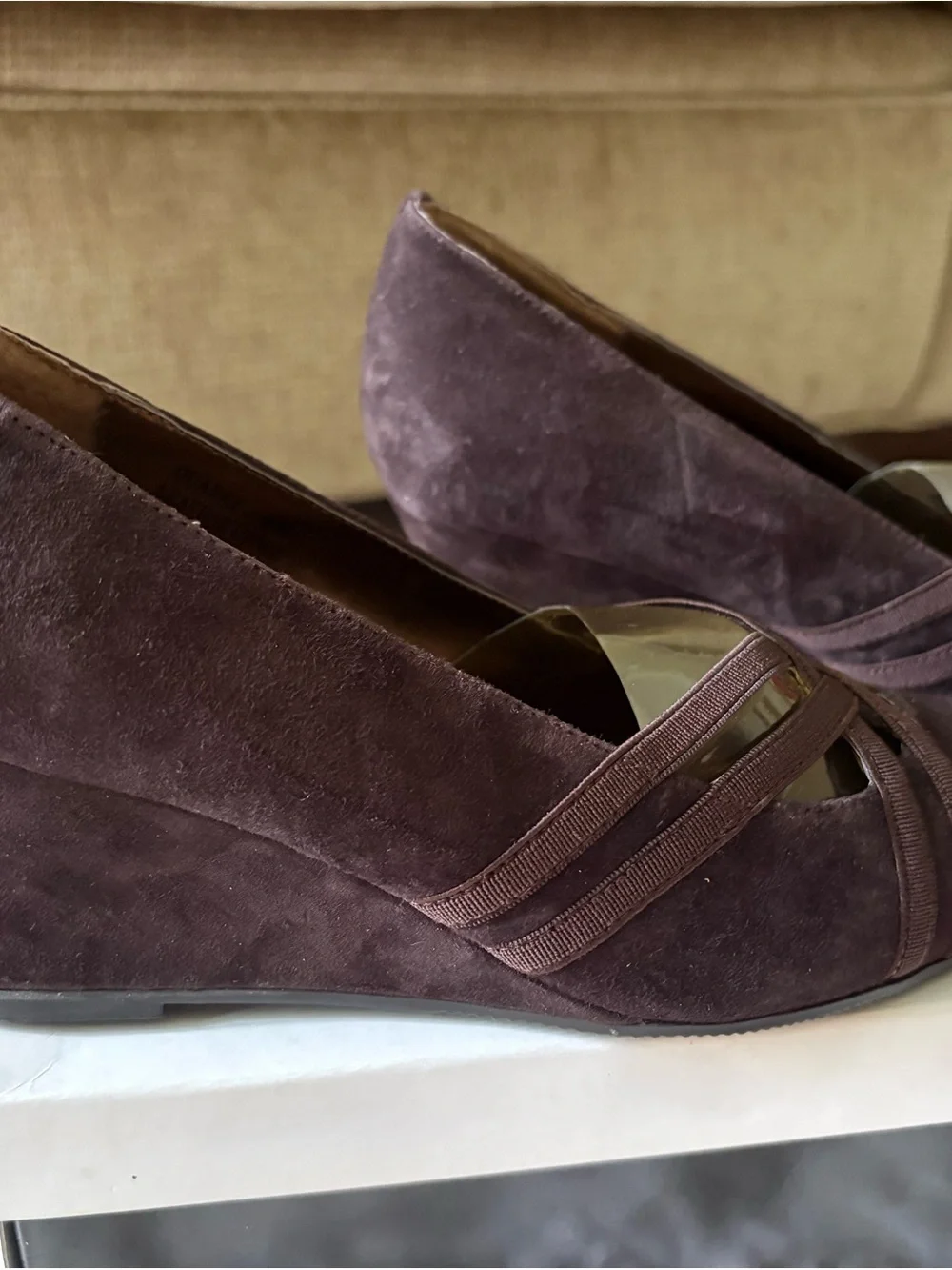 Women's Suede Wedge Pumps in Chocolate Brown Sz 8W